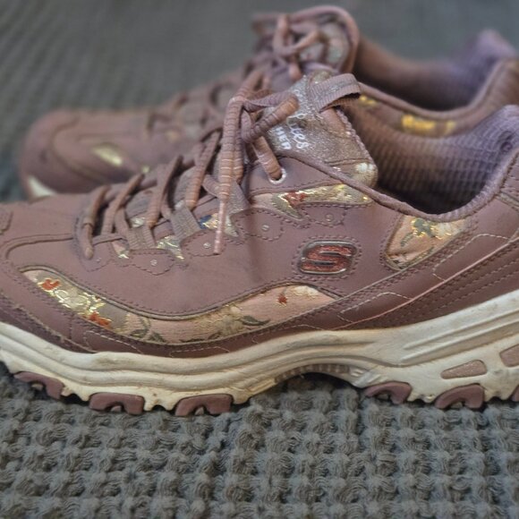 Tennis shoes - Picture 4 of 5